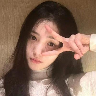 君有云